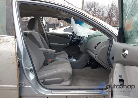 2010 Nissan Altima 2.5 S z USA, uszkodzony, nr VIN 1N4AL2AP1AN562857